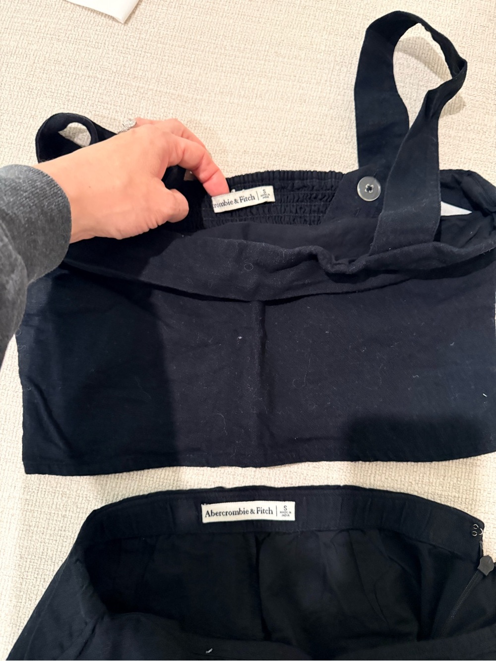 Abercrombie and Fitch - Linen Top and Skort Set - Picture 3 of 4